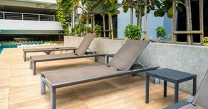 Neu Suites @ 3rdNvenue 003 - Pool