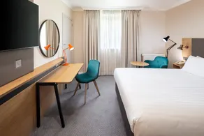 Holiday Inn High Wycombe M40, Jct.4 by IHG - Room