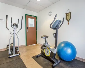 Quality Inn & Suites - Salle de remise en forme