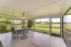 Sarasota Gem w/ Lake Access & On-site Fishing! - Interiør