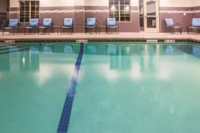 La Quinta by Wyndham Duluth - Piscine