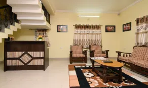 Itsy Hotels Shivas Kuteera - Resepsjon
