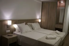 Piraeus Port Hotel - Chambre