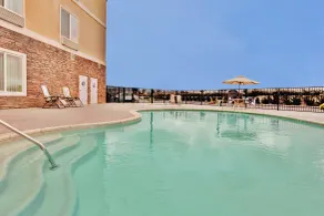 Holiday Inn Express & Suites Beaumont - Oak Valley by IHG - Basseng