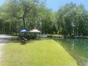 Cozy Country Life on 21 Acres Pond Pool - Udsigt fra værelset