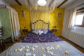 Romantic house for 2 or 4 people with jacuzzi - Chambre