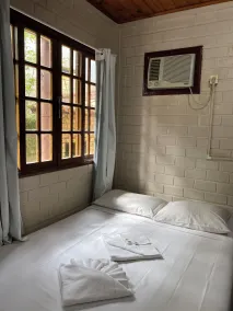 Pousada Halliny do Rosa - Habitación