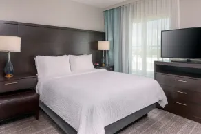 Staybridge Suites Miami Doral Area by IHG - Chambre
