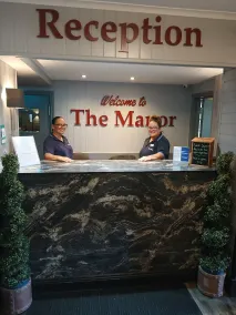 Best Western Manor Hotel - Recepción