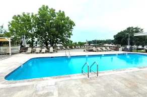 The Lodge at Great Oak Landing - Pool