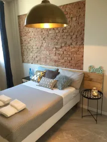 Typical Milanese Flat - Rum