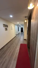 Hotel Sahu Near Kashi Vishwanath Temple Gate - Recepción