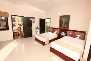 Hotel Kridha Residency - Opposite Prem Mandir Vrindavan - Room