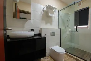 YANNA APARTMENT BY KHALIQUES - Baño