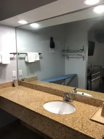 The Symphony Inn & Suites - Salle de bain