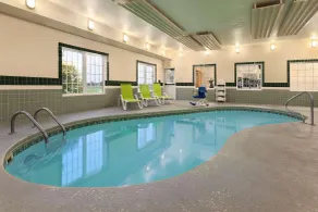 Country Inn & Suites by Radisson, Salina, KS - Pool