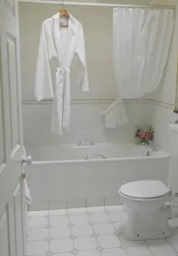 Aherne's Townhouse Hotel and Seafood Restaurant - Badezimmer
