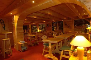 Hôtel Ecureuil - Restaurante