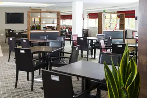 Holiday Inn Express Northampton - South by IHG - Restaurant