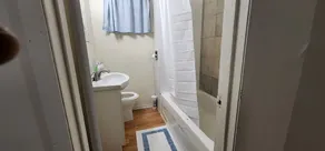 Chesskings Car Rental Guest House - Bagno