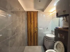 Housr 1RK & 1BHK Apartment Sector 28 - Bagno