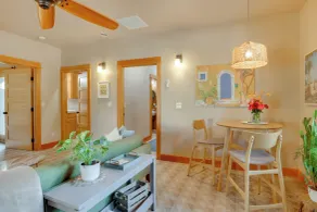 Half-mi to Scotts Mills Falls: Wine Country Apt - Innenbereich