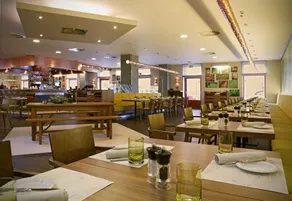 Courtyard by Marriott Pilsen - Restaurant