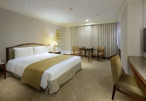 Le Midi Hotel Jungli - Chambre