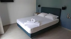 Christina Studios & Apartments - Habitación