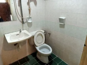 Hotel O 69 Room 4 Stay - Baño