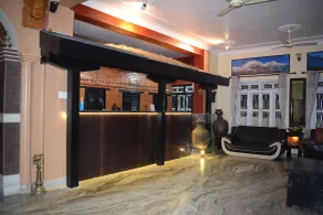 Hotel New Era - Eingangsbereich