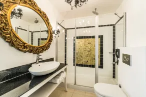 Babana Hotel - Bathroom