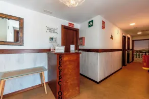 Hostal y Apartamento Rural Los Naranjos - Rezeption