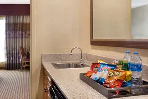 Embassy Suites Northwest Arkansas - Hotel, Spa & Convention - Room