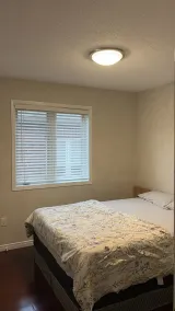 Queen Room Near Toronto Airport - Camera