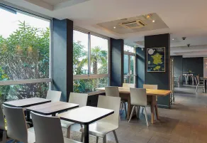 B&B HOTEL Marseille Prado Parc des Expositions - Restaurant