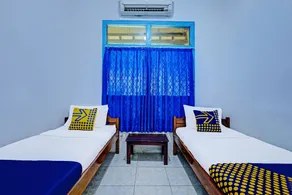 Hotel O Omah Jm - Room