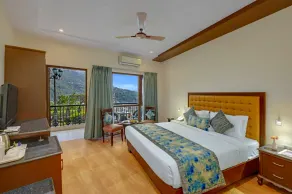 Excel Hotels & Resorts Bhimtal - Room
