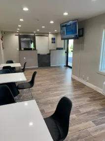 Days Inn by Wyndham Bellville Mansfield - Hall