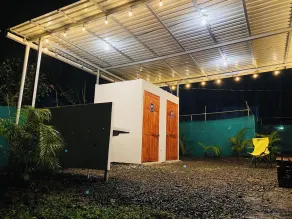 Arenal Camping - Badeværelse