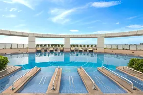 Crowne Plaza Greater Noida by IHG - Piscine