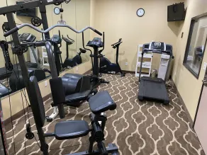 Quality Inn & Suites Bethany - Treningsfasiliteter