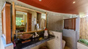 Sea Dance Resort - Bathroom