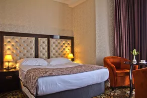 Discovery Hotel - Room