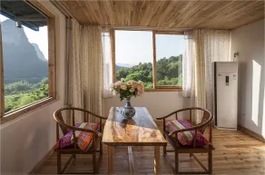 Riverside Retreat Hotel - Room