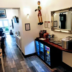 Serendipity House - Hall