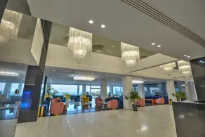 King Evelthon Beach Hotel & Resort - Reception