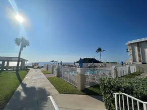 Gulfstream Manor - Piscina