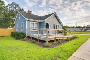 Pet-friendly Travelers Rest Home w/ Covered Patio - Interiör
