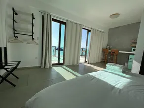 Corcega Beachfront Suites   - Chambre